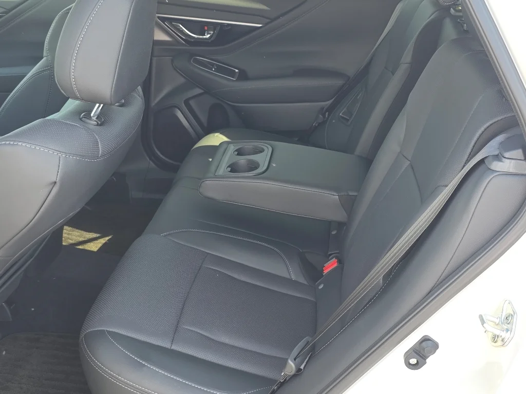 2025 Subaru Outback Limited - Photo 29