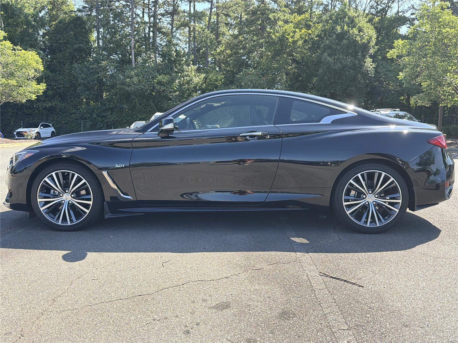 Used 2019 Black Obsidian INFINITI 3.0t LUXE image 20
