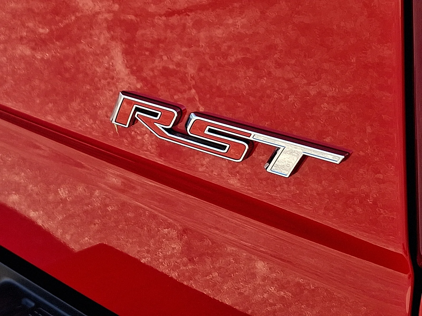 Used 2023 Red Hot - G7C Chevrolet 4WD Crew Cab Short Bed RST image 36