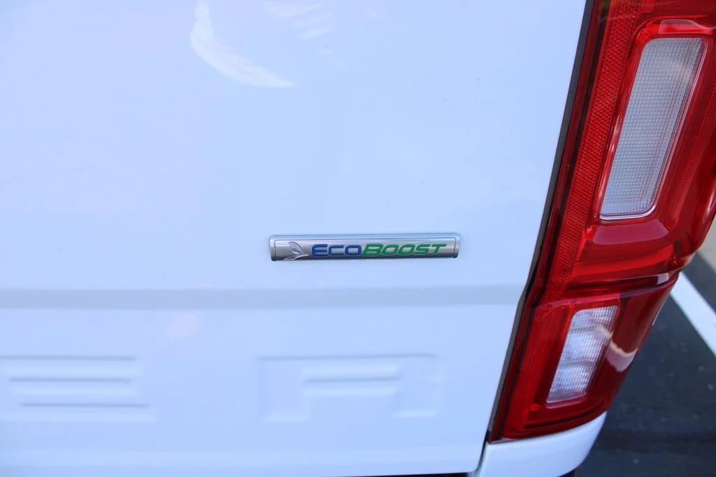 Used 2019 Oxford White Ford Lariat image 5