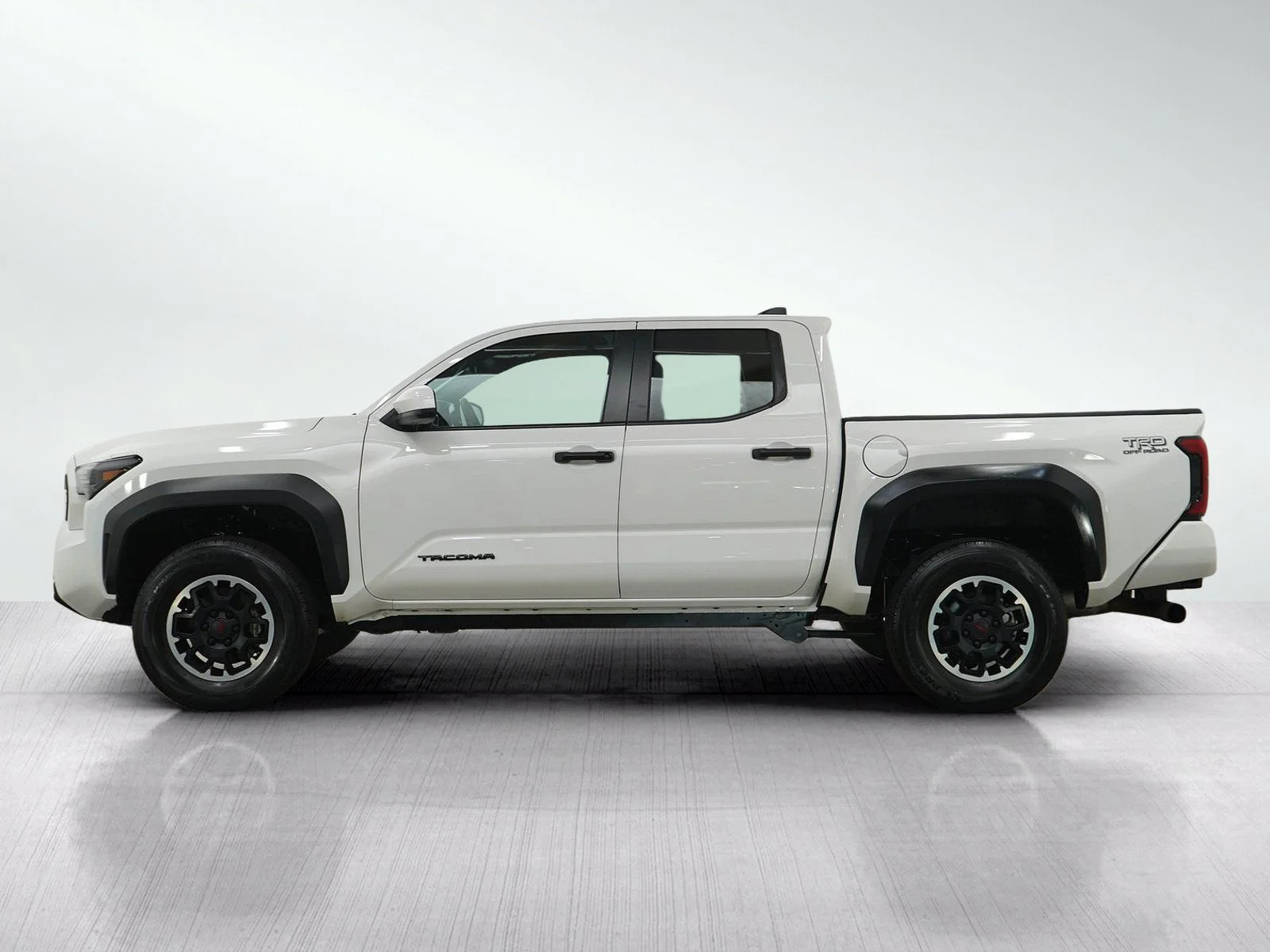 Used 2024 Toyota Tacoma TRD Sport with VIN 3TYLB5JN0RT017328 for sale in Burnsville, Minnesota