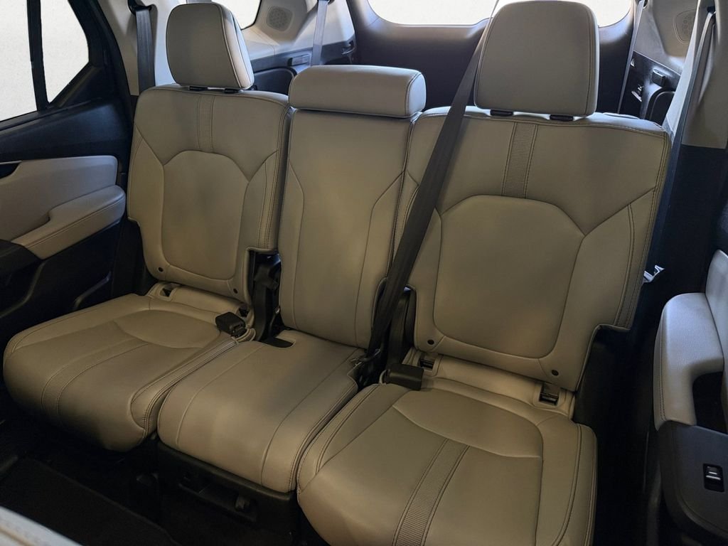 Used 2025 Blue Honda Touring image 9