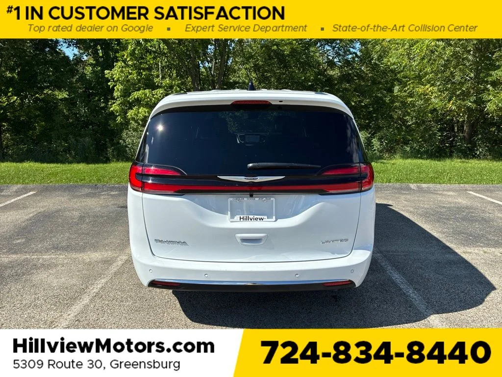 Used 2026 Bright White Clearcoat Chrysler Limited image 5