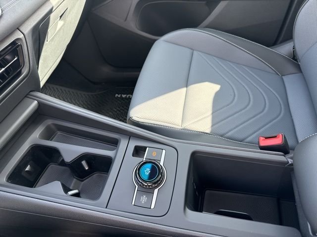 New 2026 Platinum Gray Volkswagen 2.0T SE image 25