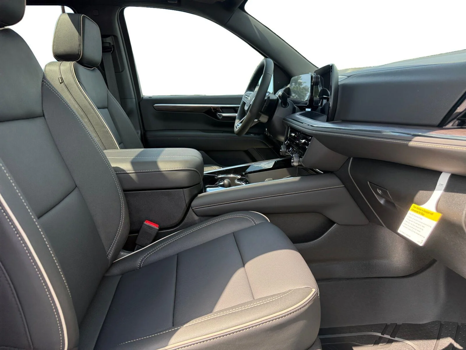 New 2026 Polar White Tricoat Chevrolet Premier image 11