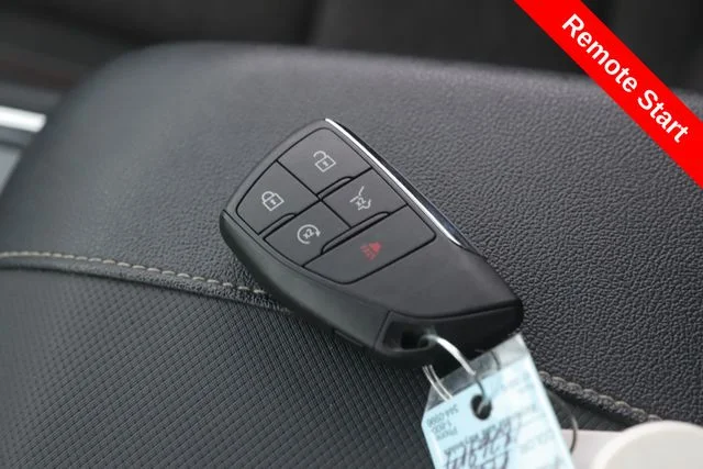 Used 2024 Red Chevrolet Z71 image 3