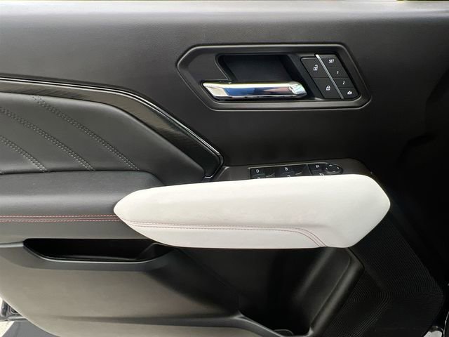 2024 GMC Canyon AT4X - Photo 21