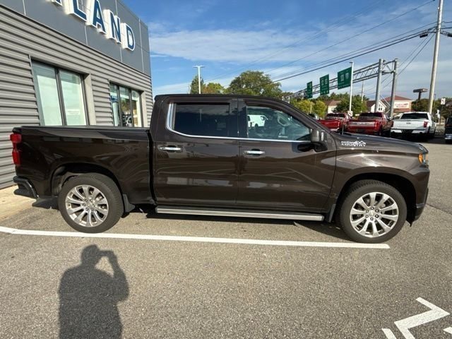Used 2019 Black Chevrolet High Country image 7