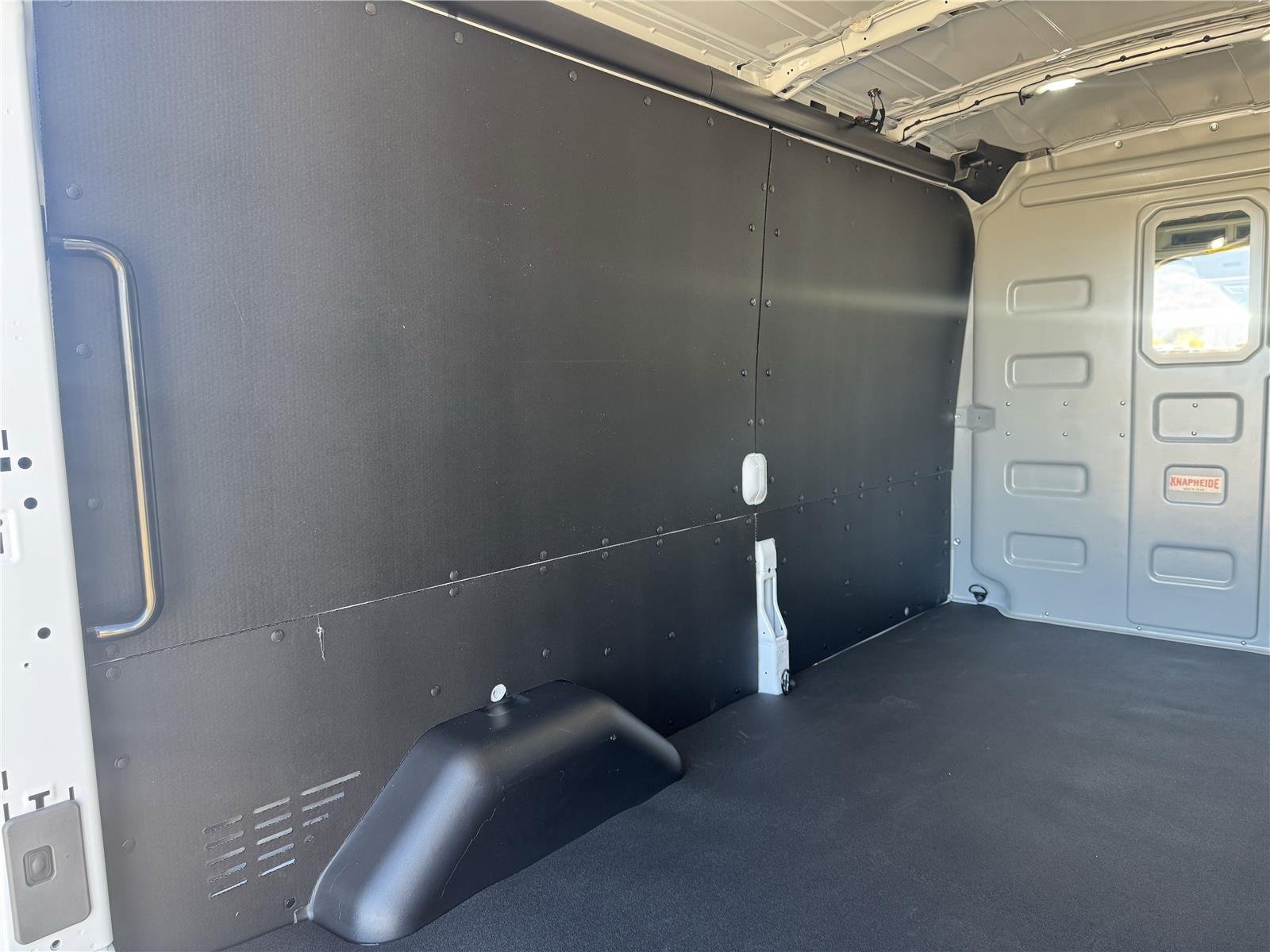 New 2026 Oxford White Ford Cargo Van image 4