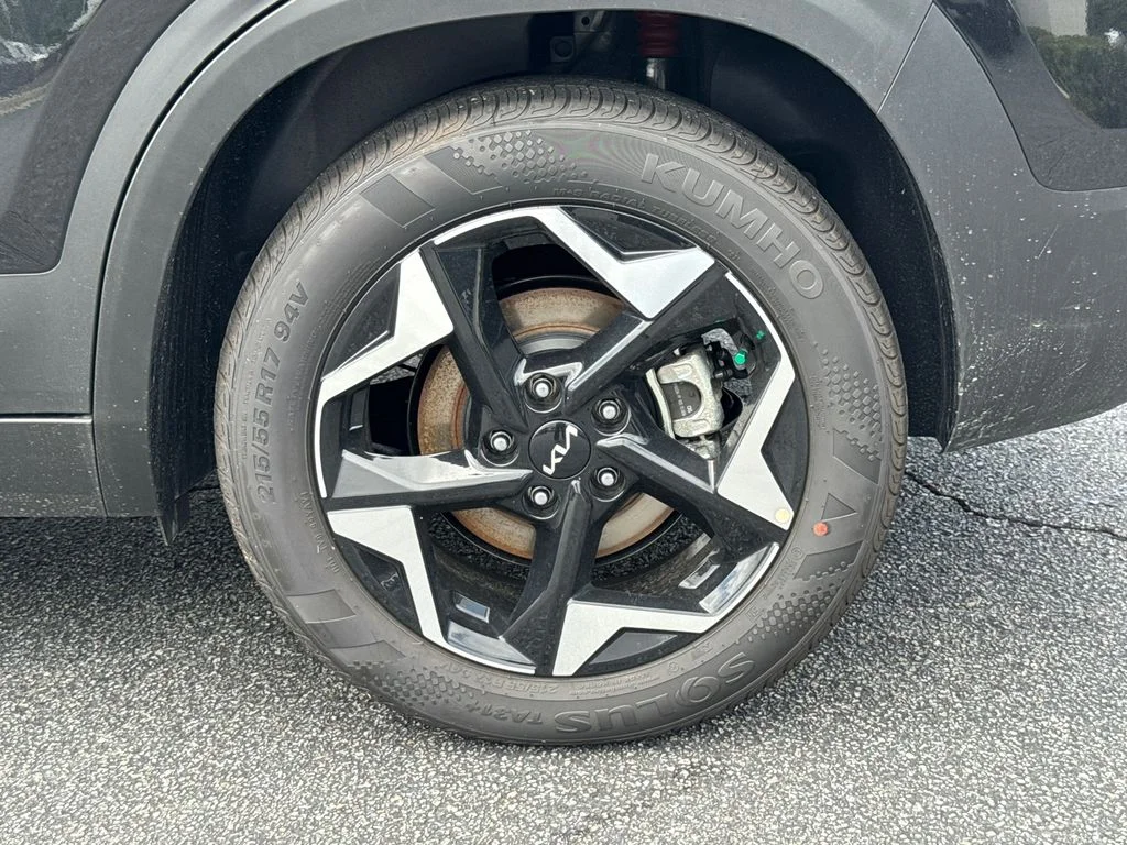 2025 Kia Seltos EX - Photo 20