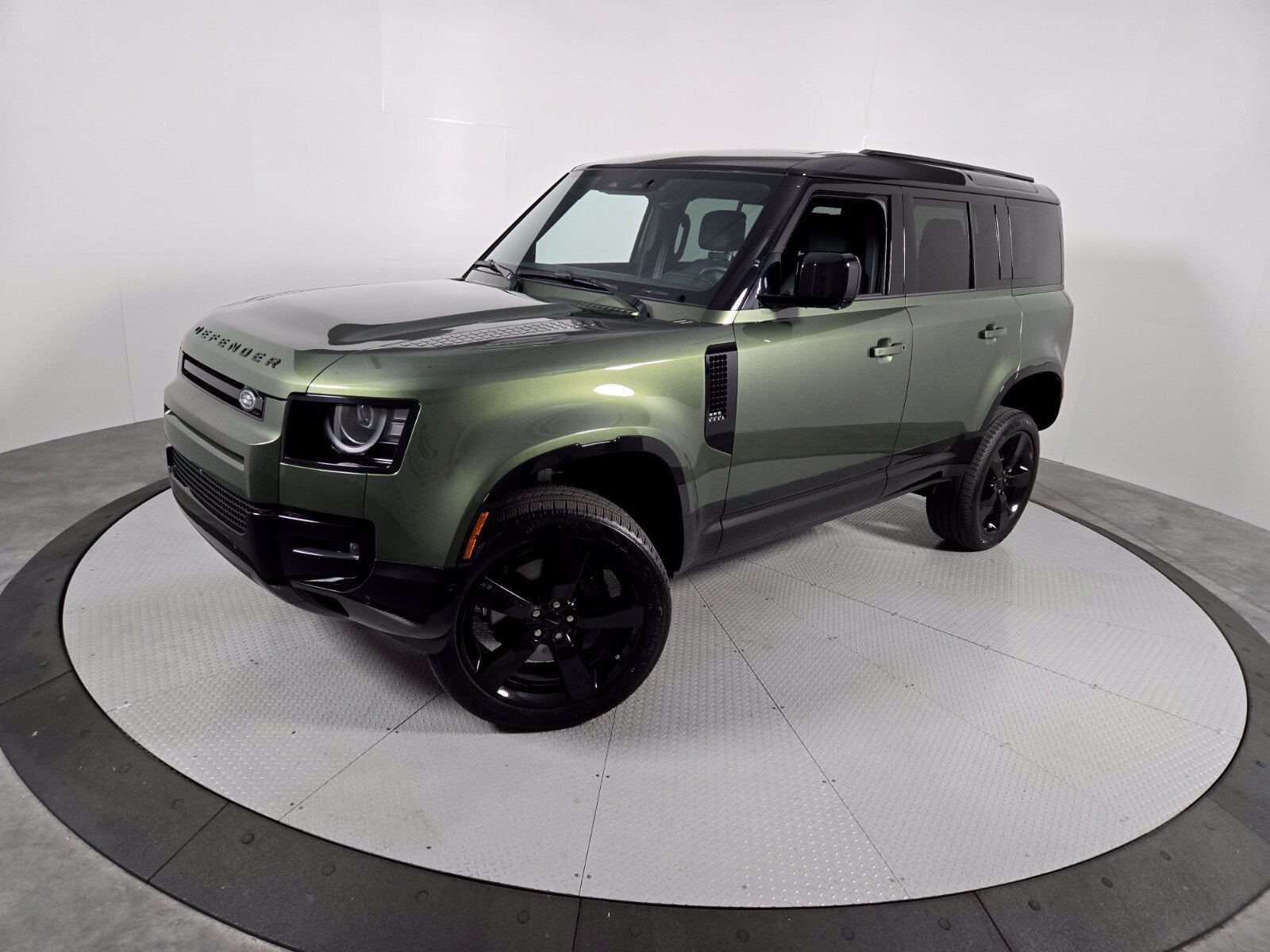2026 Land Rover Defender