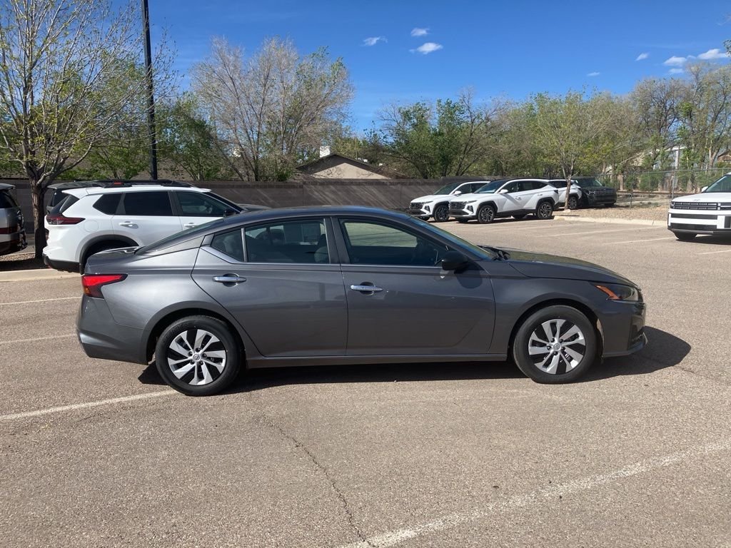 Used 2025 Gray Nissan 2.5 S image 4