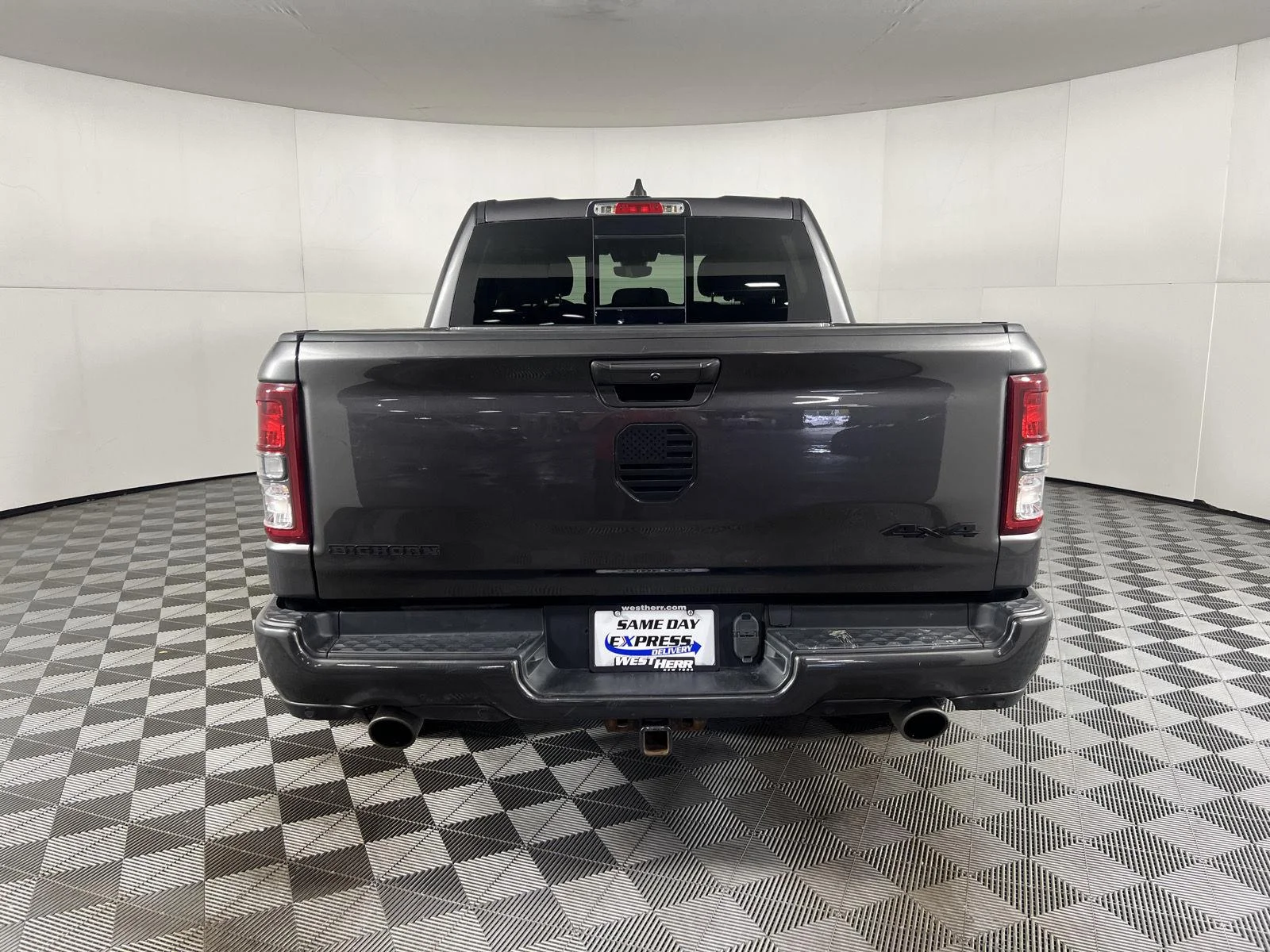 Used 2022 Granite Crystal Metallic Clearcoat Ram Big Horn image 52