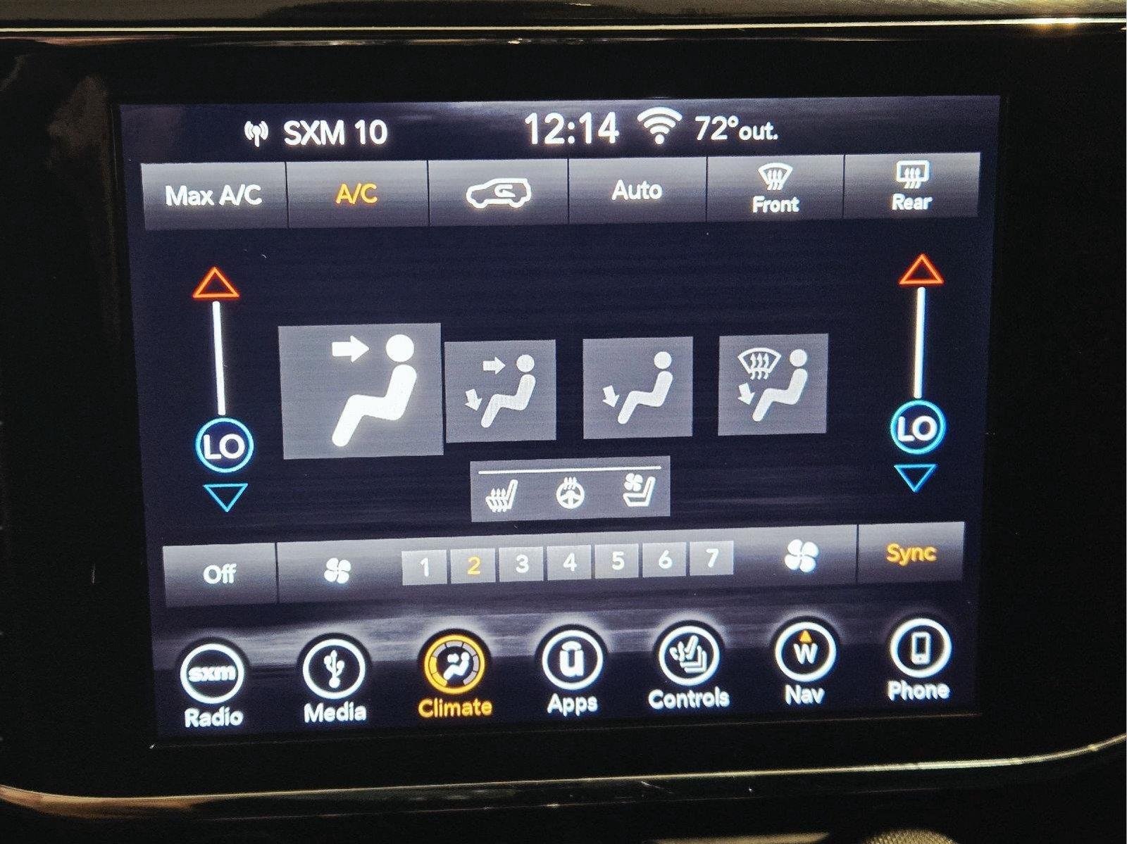 Used 2019 Diamond Black Jeep Overland image 24