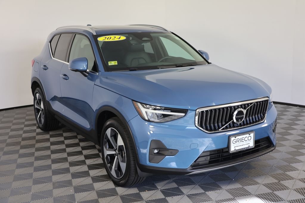 2024 Volvo XC40