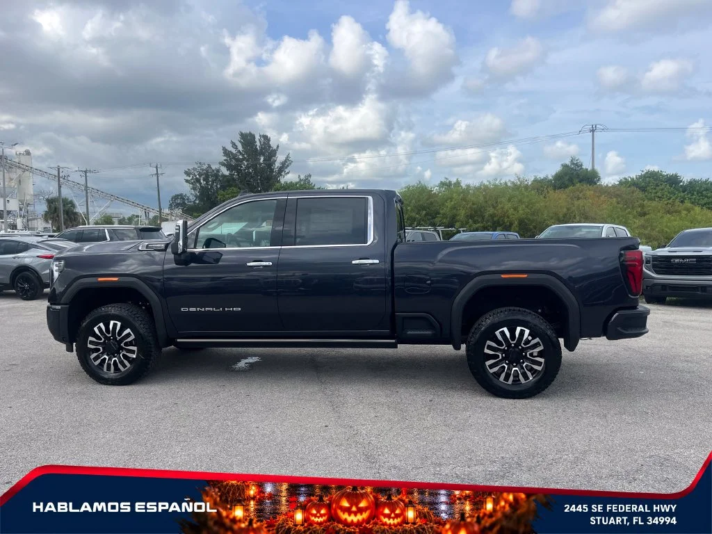 2026 GMC Sierra 2500HD Denali Ultimate - Photo 4