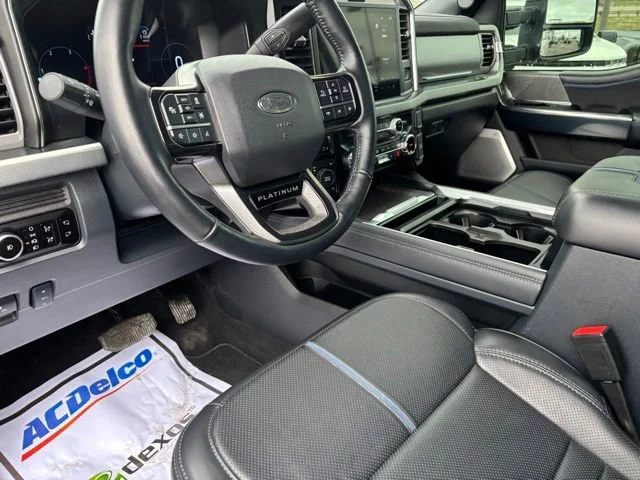 Used 2025 White Ford XL image 13