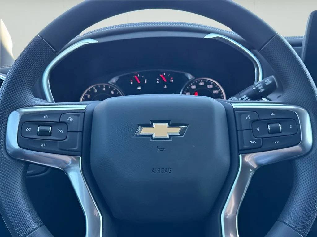 New 2026 Sterling Gray Metallic Chevrolet 2LT image 26