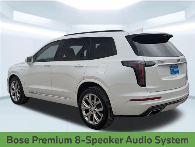 Used 2020 White Cadillac Sport image 4