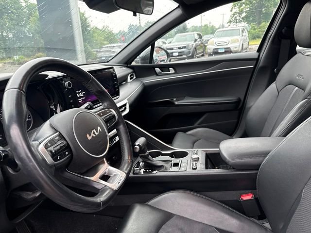 Used 2024 Black Kia GT-Line image 12