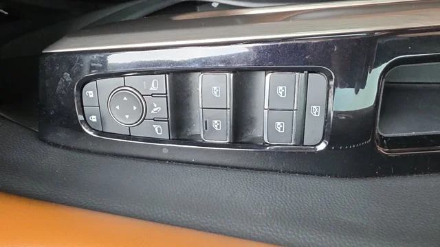 Used 2022 Boulder Gray Pearl Nissan Platinum image 19