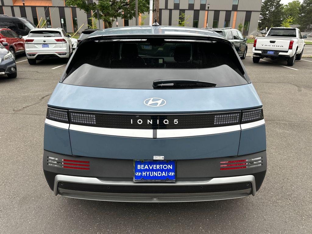 New 2026 Blue Hyundai SE Standard Range image 5