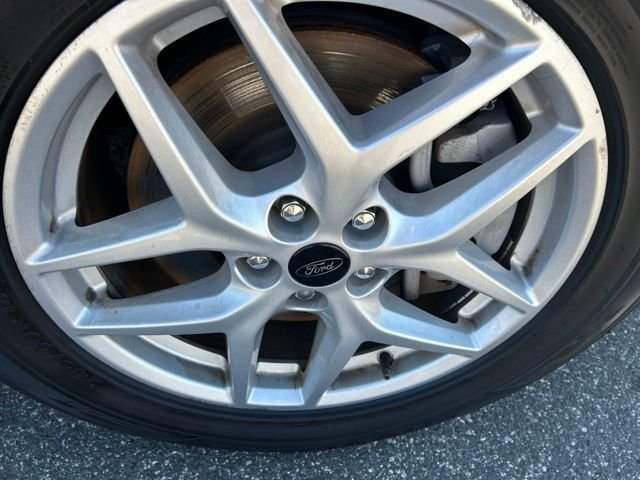 Used 2024 Silver Metallic Ford SEL image 9