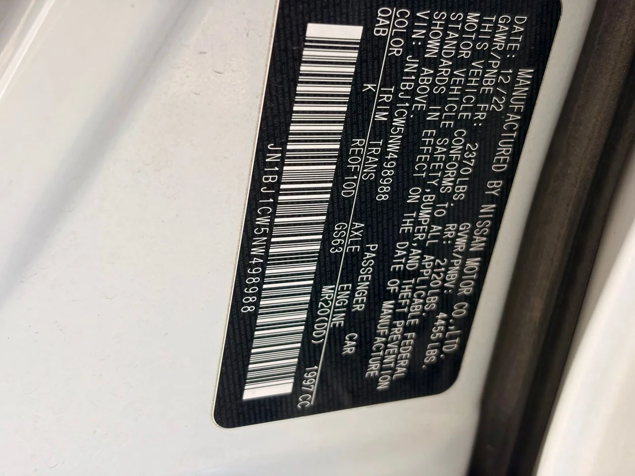 Used 2022 Pearl White Tricoat Nissan SL image 29