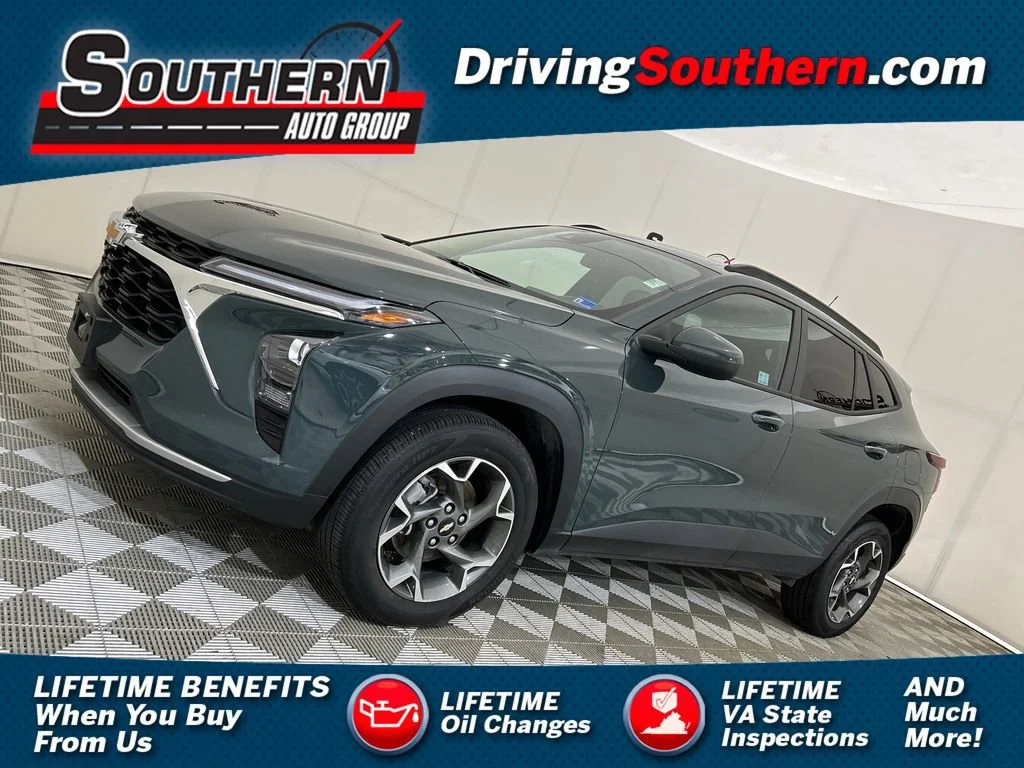 Used 2025 Cypress Gray Chevrolet LT image 1