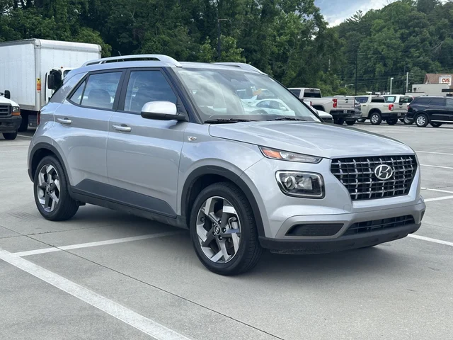 2025 Hyundai Venue SEL