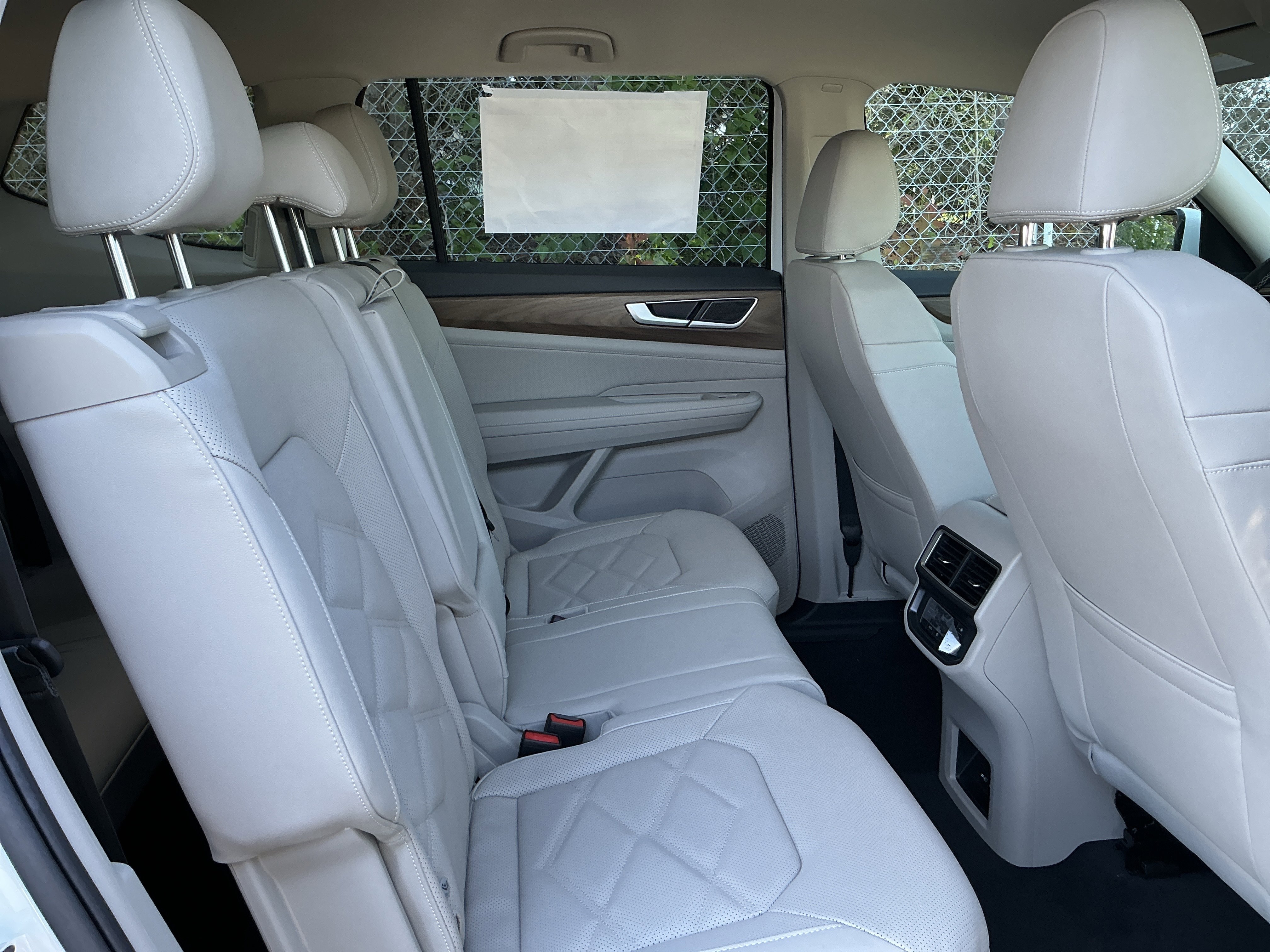 New 2026 Opal White Pearl Volkswagen 2.0T SE image 24