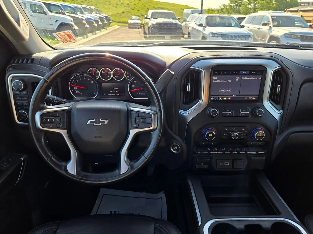 Used 2019 White Chevrolet LT Trail Boss image 20