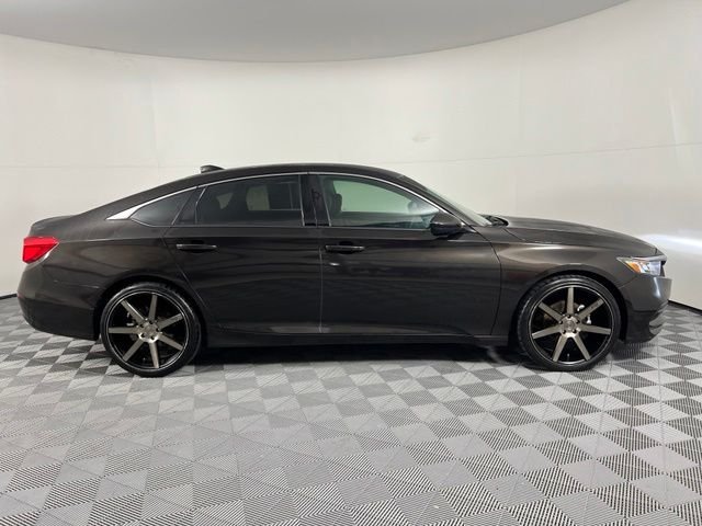 Used 2018 Black Honda LX image 8