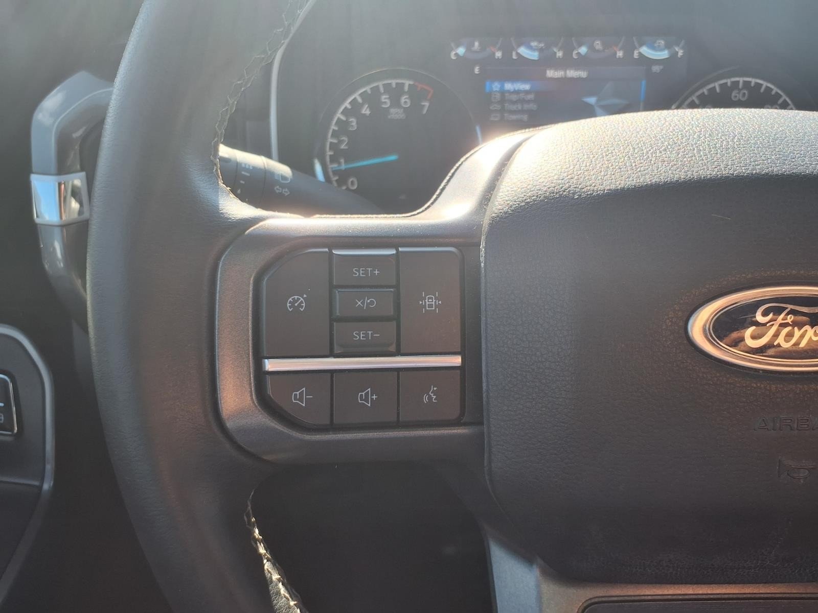 2023 Ford F-150 XLT - Photo 18