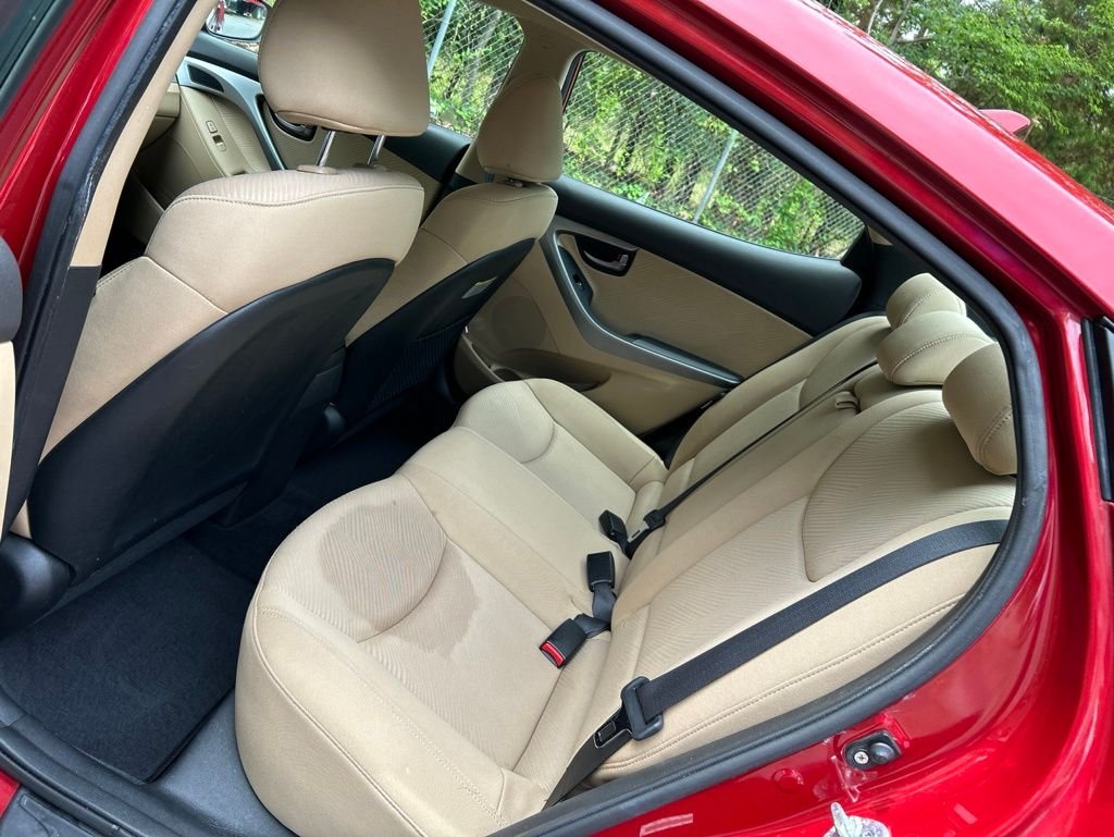 Used 2012 Red Hyundai GLS image 23