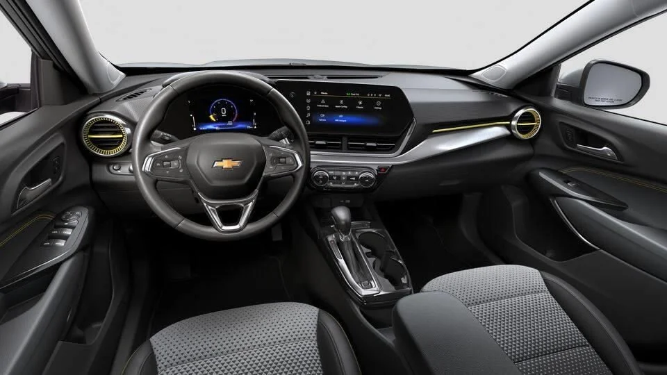 2026 Chevrolet Trax LT - Photo 7