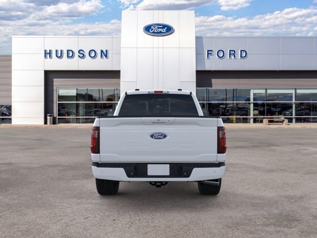 New 2026 Oxford White Ford XLT image 5