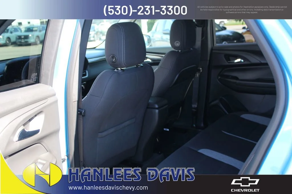 Used 2026 Marina Blue Metallic Chevrolet LT image 14