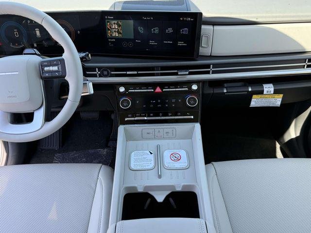 New 2026 Silver Hyundai SEL AWD image 18