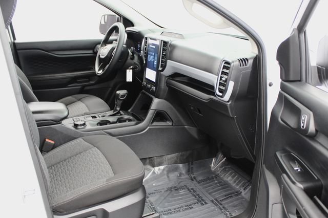 Used 2024 Oxford White Ford XL image 18