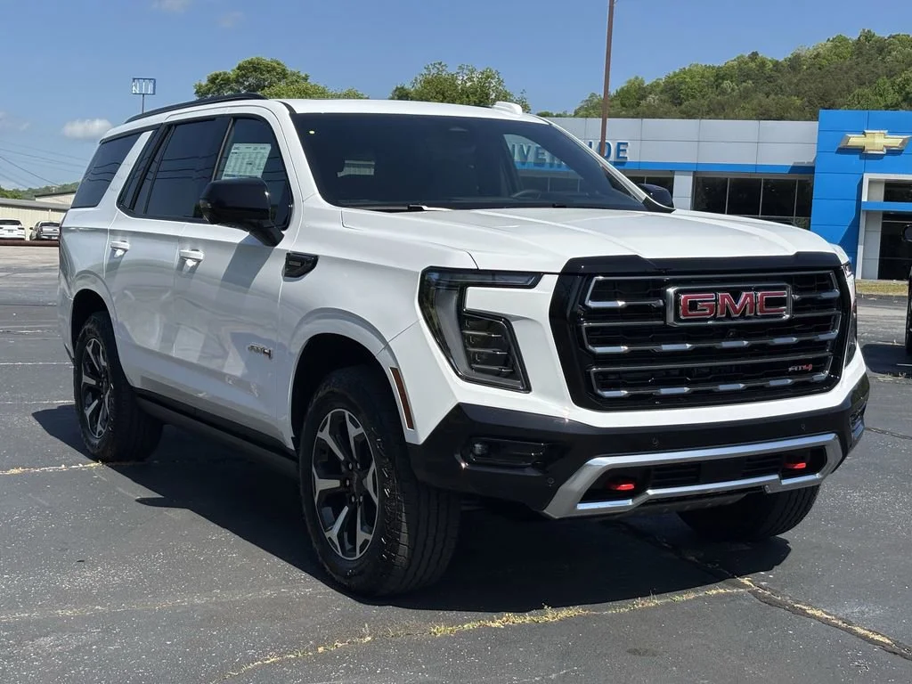 New 2026 Summit White GMC AT4 image 4