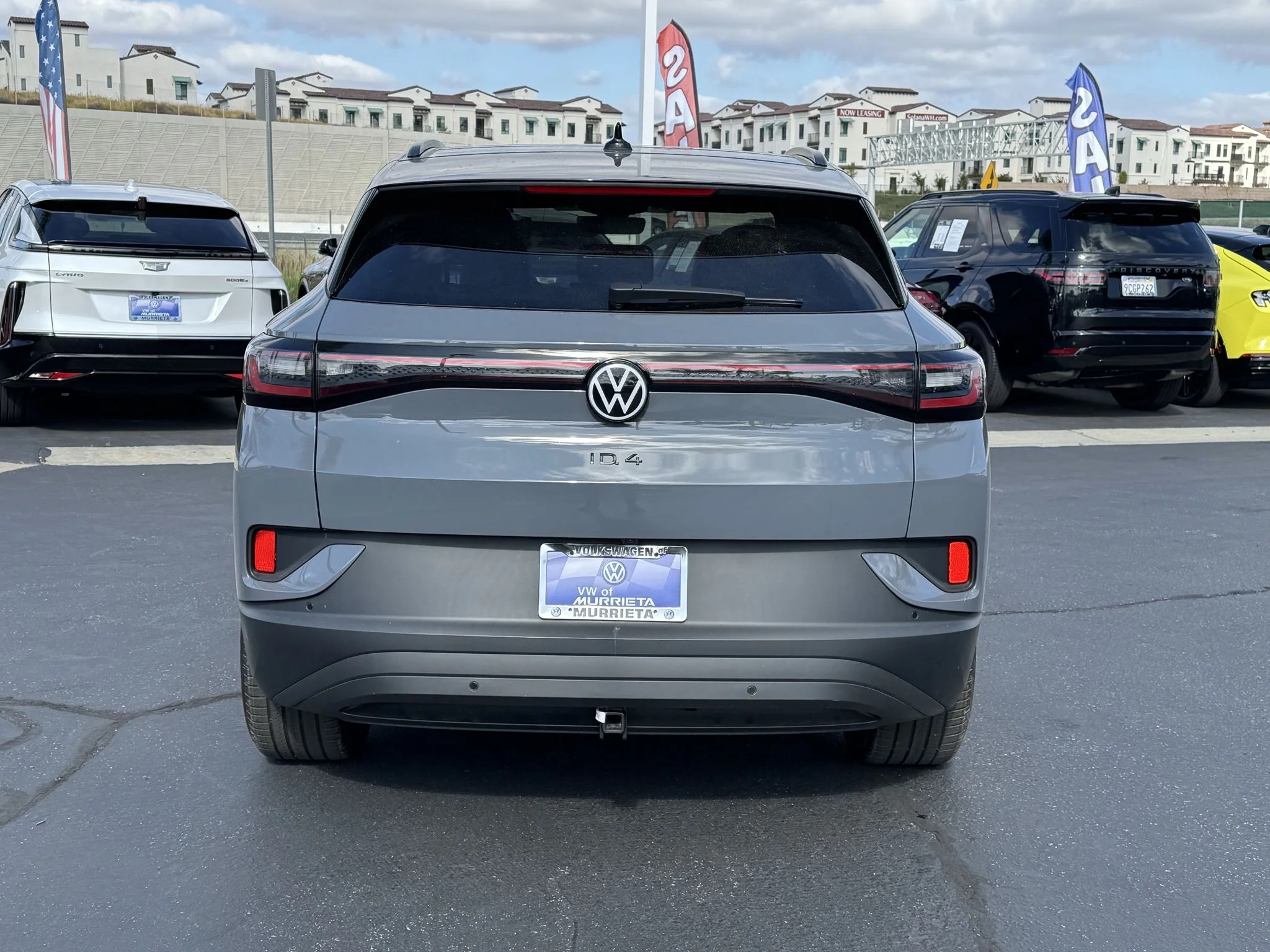 New 2026 Pure Gray w/Black Roof Volkswagen Pro S Plus image 6