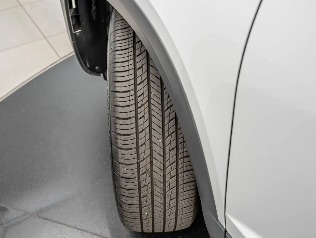 Used 2025 Pure White Volkswagen 1.5T SE image 50