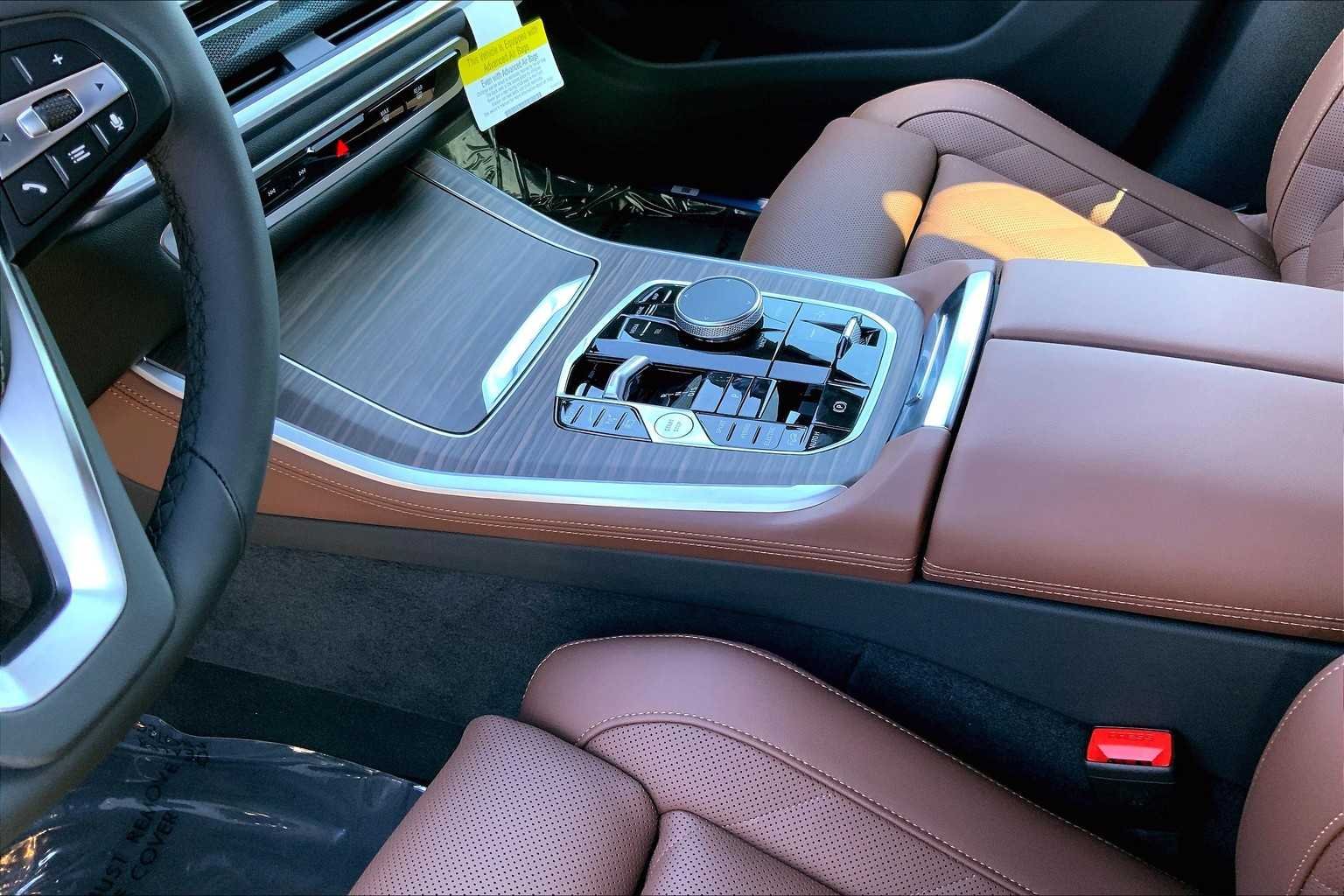 2026 BMW X5 50e - Photo 7