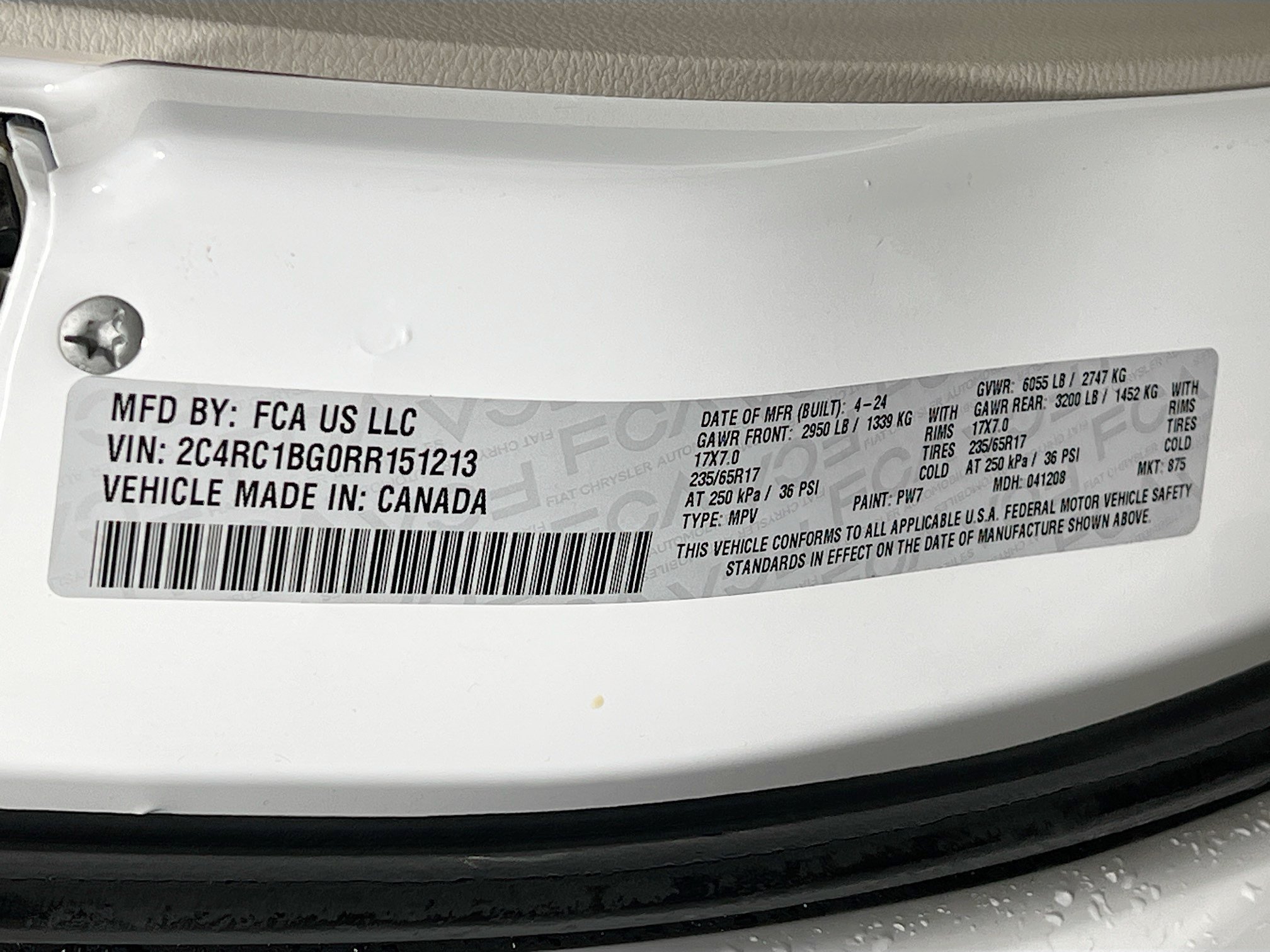 Used 2024 Bright White Clearcoat Chrysler TOURING L image 11