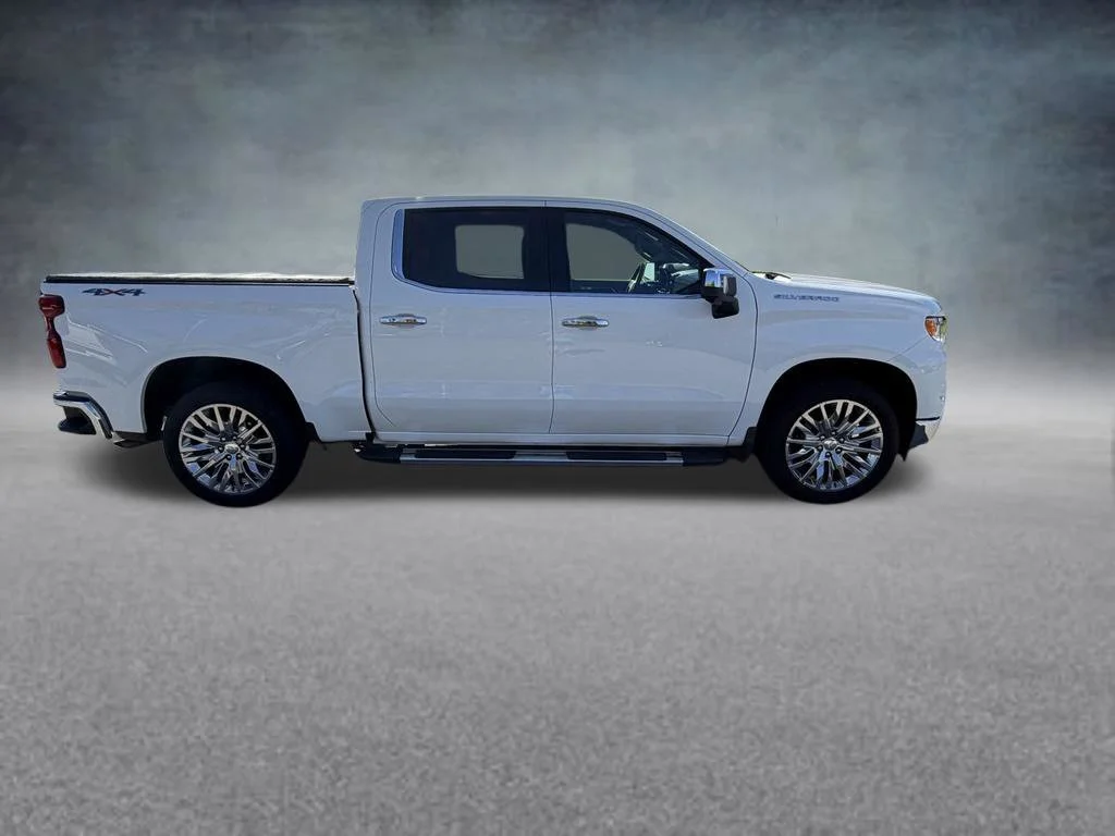 Used 2024 White Chevrolet LTZ image 7