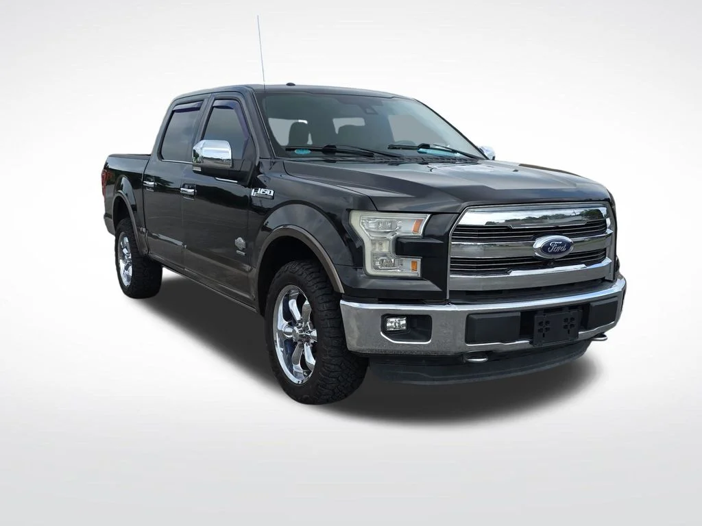 Used 2015  Ford King Ranch image 10