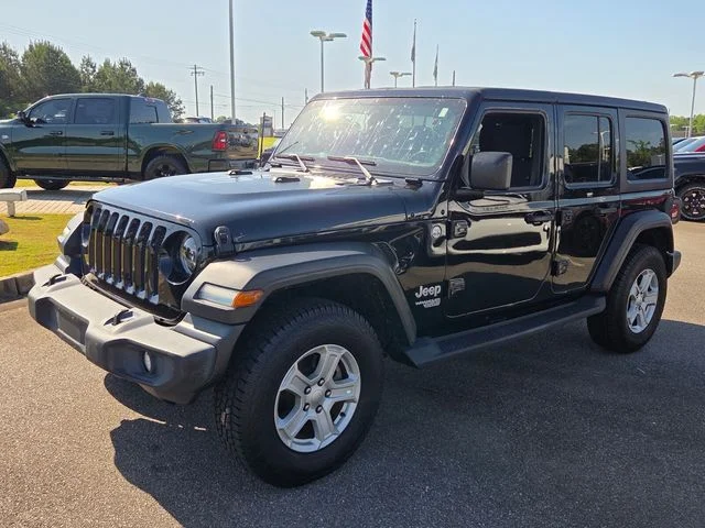 Used 2021 Black Jeep Unlimited Sport S image 3