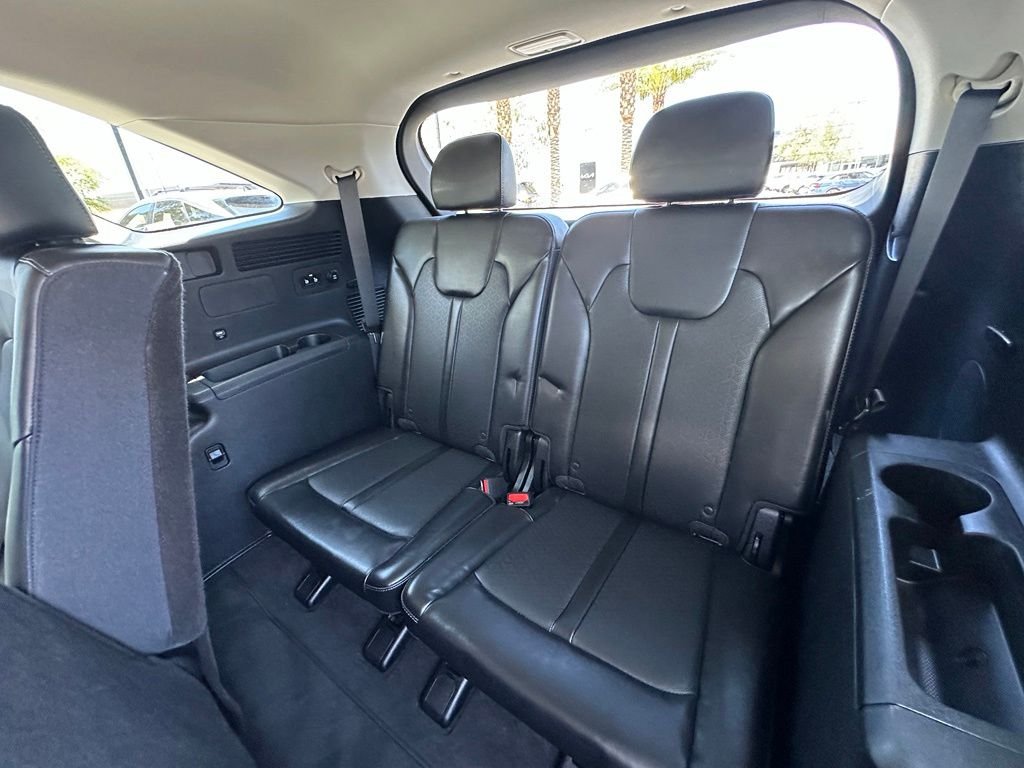 Used 2023 Gray Kia S image 17