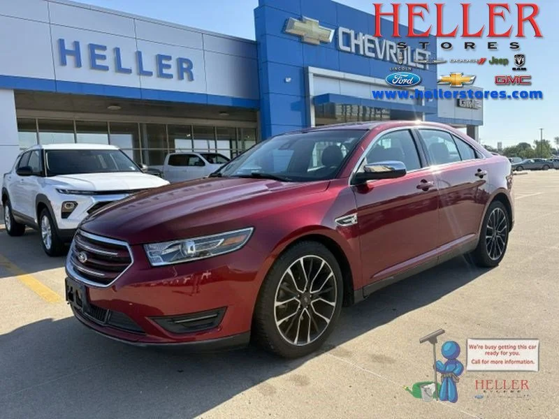 2019 Ford Taurus Limited AWD's photo